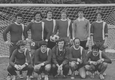 Ekipa iz leta 1978. Stojijo: Drago Boškovski, Franci Zupan, Franci Repe, Božo Repe, Roman Dolenc, Miro Zalokar; klečijo: Mitja Stare, Ljubo Vidmar, Peter Krničar, Jani Pretnar in Vinko Poklukar